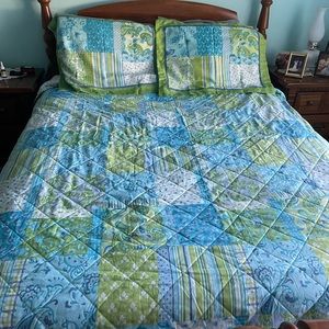 Queen size comforter